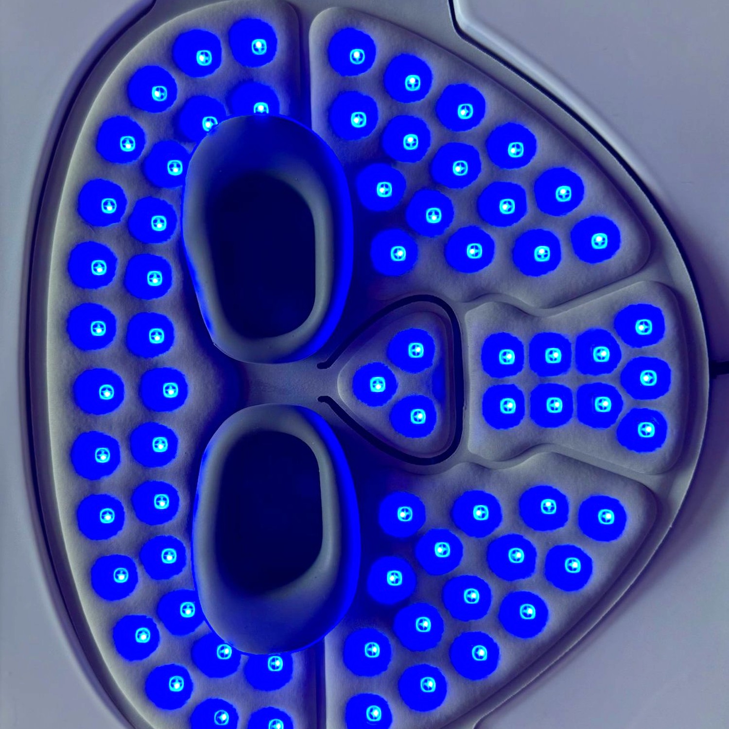 LED array — Blue mode (460nm)